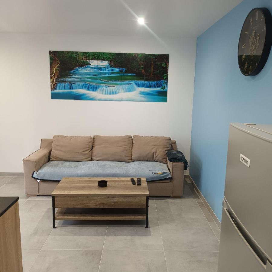 Loft Entier, Calme, Fibre Et Wifi Apartman Saint-Quentin  Kültér fotó